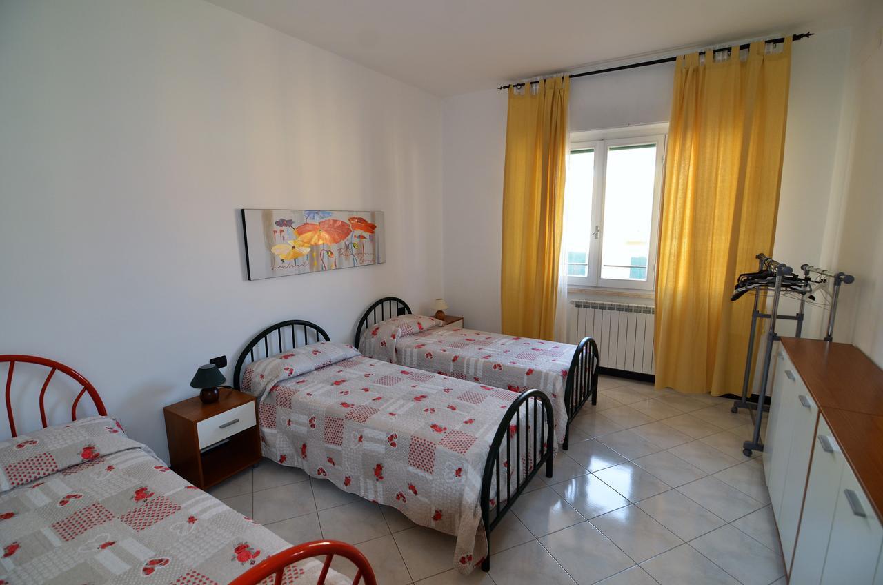 Elena Apartment Levanto Kültér fotó